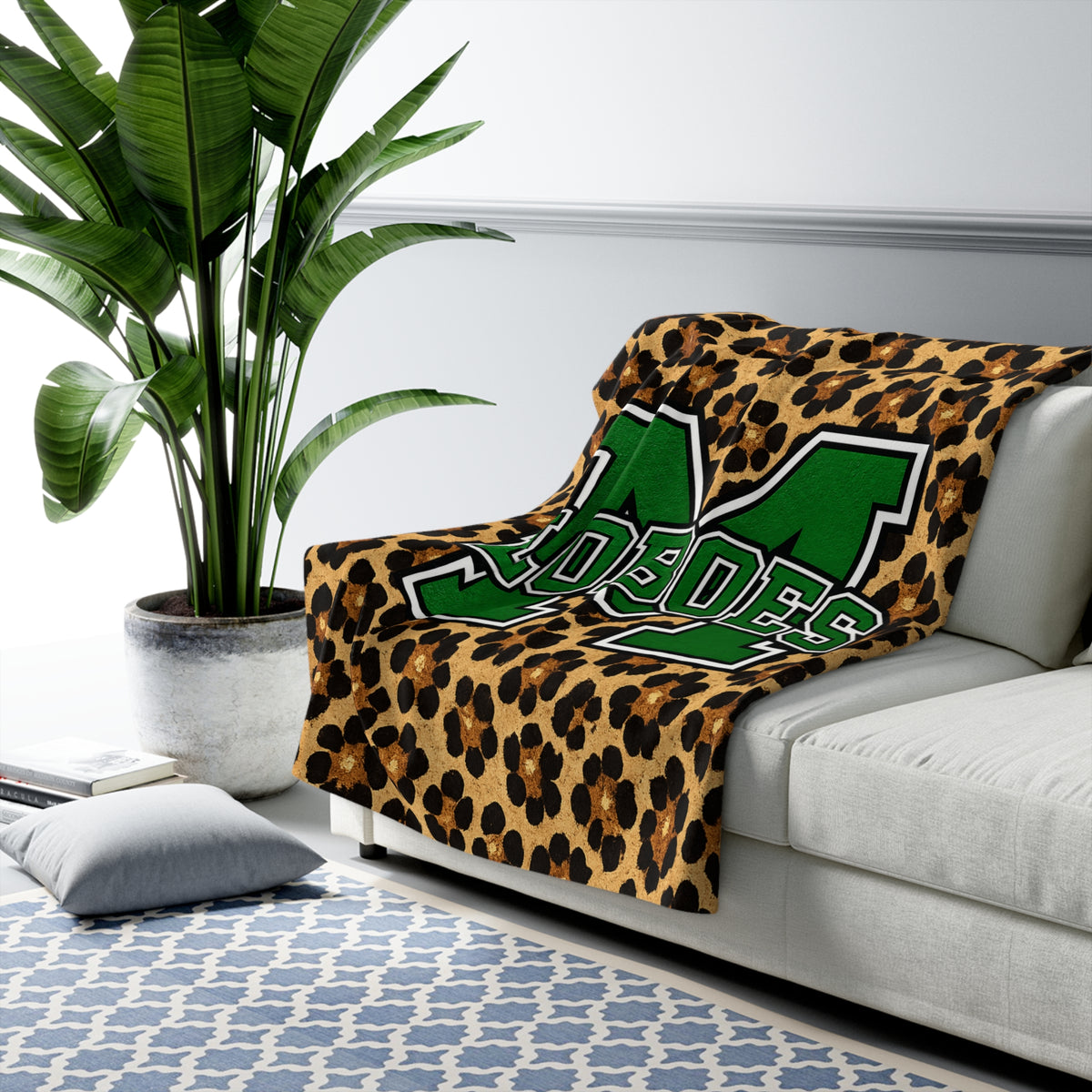 Loboes Sherpa Fleece Blanket – Leopard Print