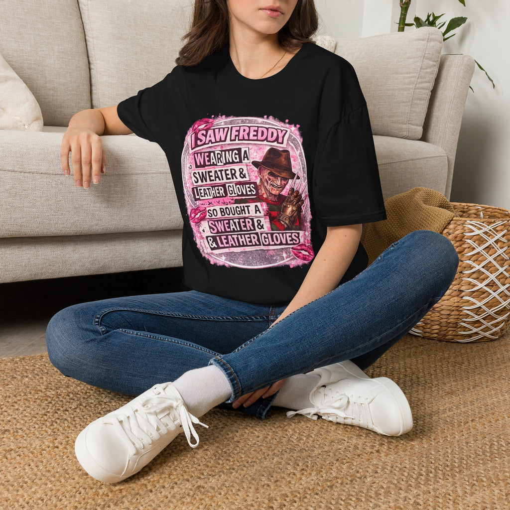 I Saw Freddy Wearing Pink Shirt | Funny Horror Halloween T-Shirt | Retro Slasher Graphic Tee | Cute Spooky Season Horror Fan Shirt