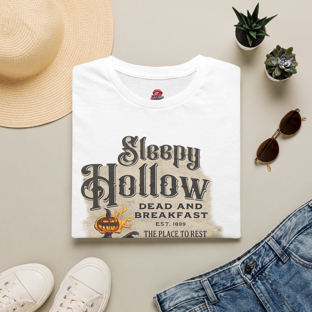 Sleepy Hollow Dead and Breakfast T-Shirt | Vintage Halloween Shirt | Haunted Inn Graphic Tee | Spooky Fall Shirt | Gothic Halloween Gift