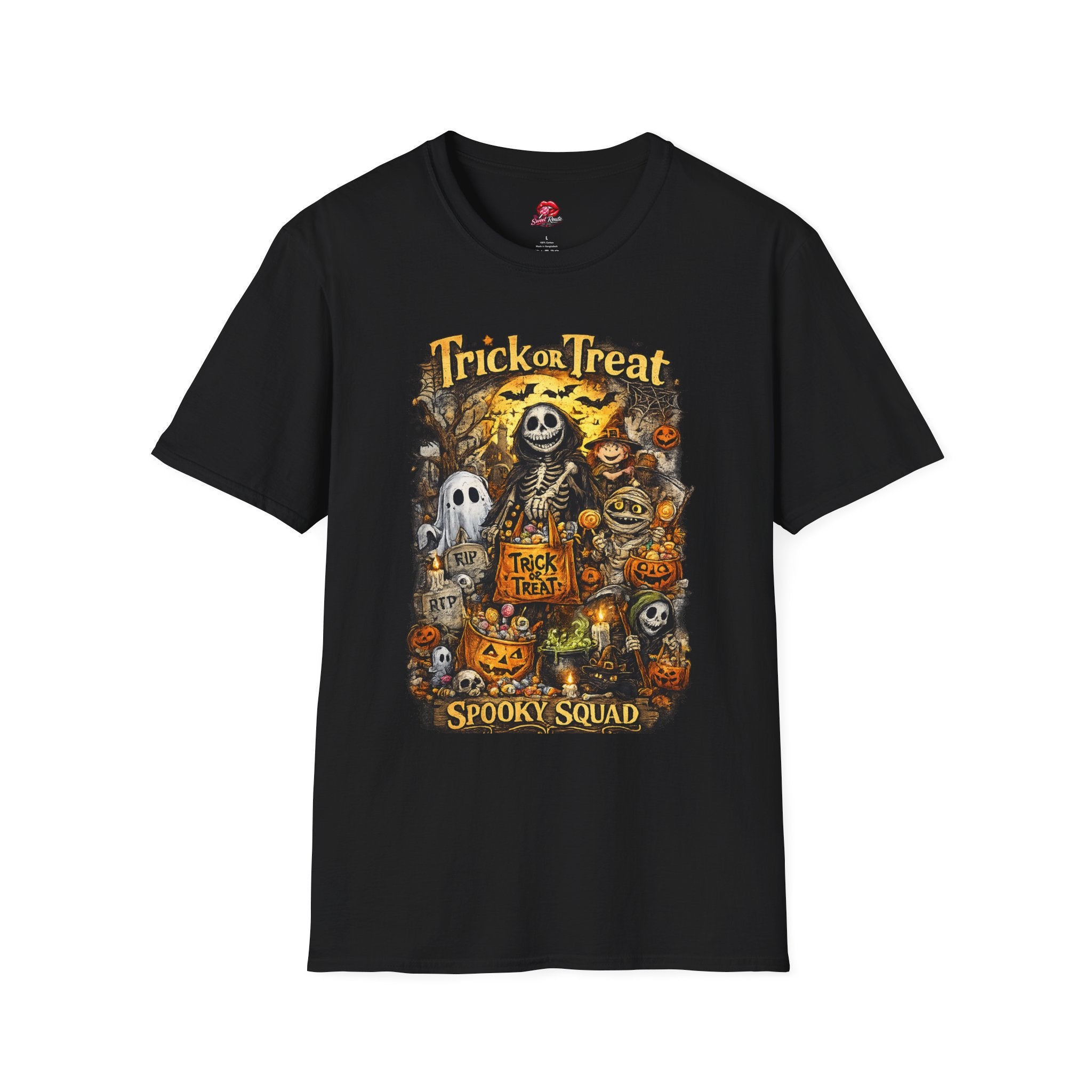 Spooky Squad Trick or Treat Halloween T- Shirt | Vintage Halloween Graphic Tee | Retro Ghost Pumpkin Monster Fall Shirt