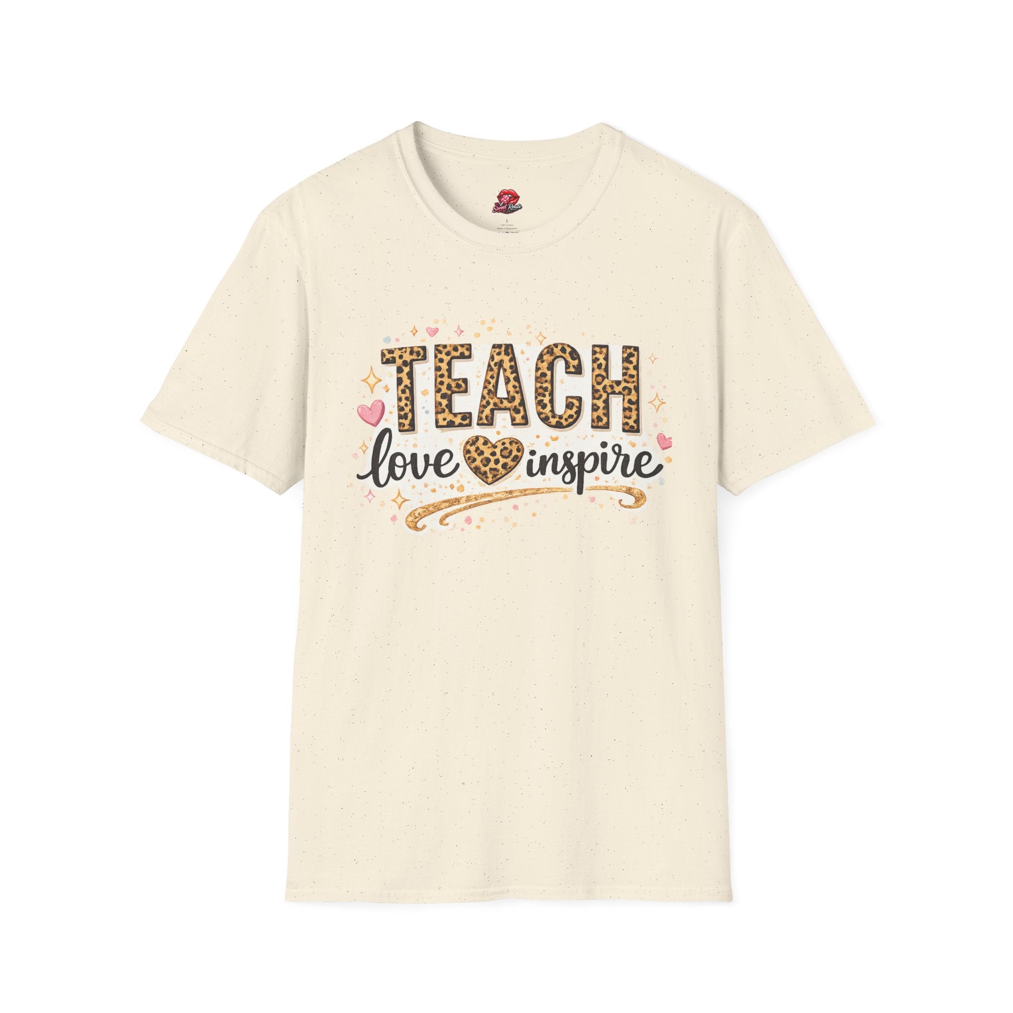 Teach Love Inspire Leopard Heart Teacher T-Shirt | Inspirational Teacher Appreciation Gift | Cute Back to School Graphic Tee
