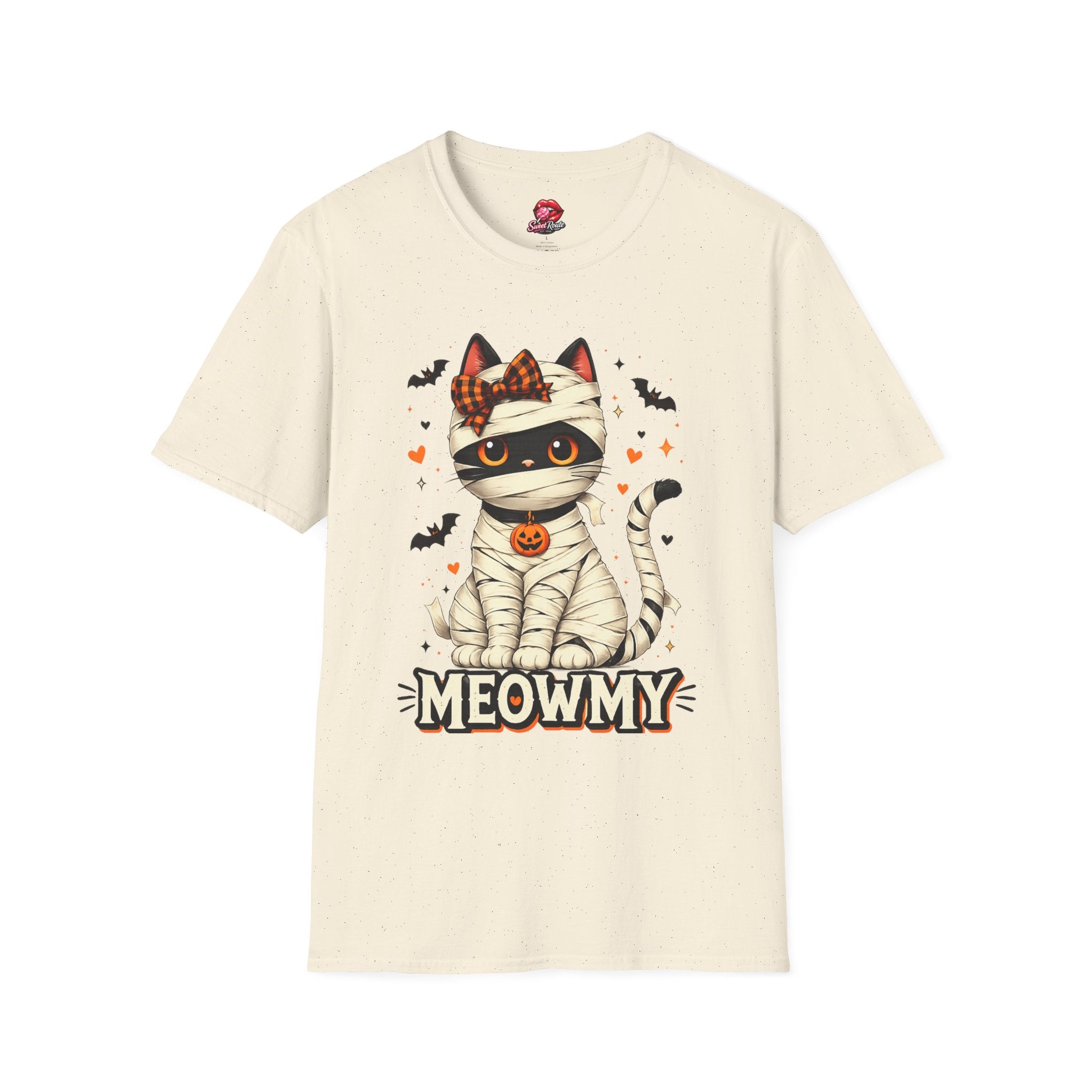 Mummy Cat Meowmy Halloween T-Shirt | Cute  Black Cat Ghost Graphic Tee | Funny Cat Mom Halloween Shirt | Spooky Fall Cat Lover Gift