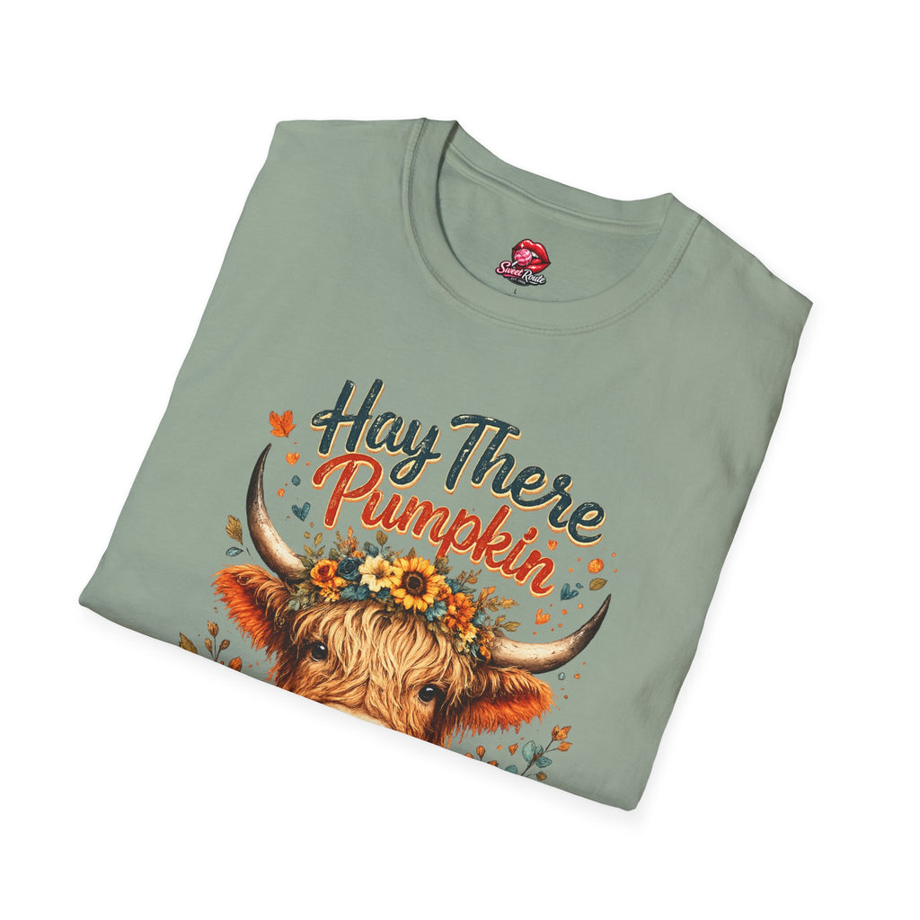 Hay There Pumpkin Highland Cow T-Shirt | Cute Fall Cow Graphic Tee | Autumn Pumpkin Farm Fall Tee | Cozy Country Style