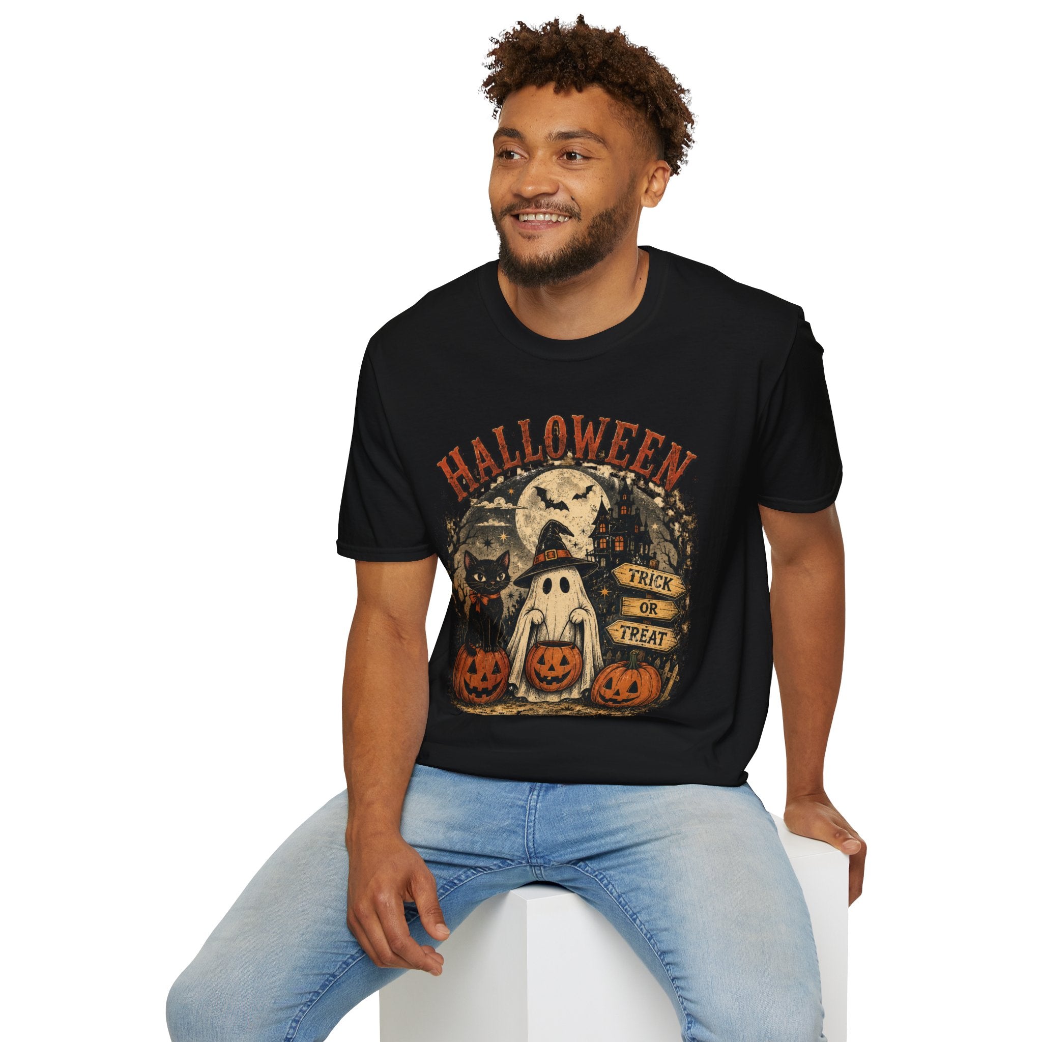Vintage Haunted House Halloween Graphic Tee | Ghost & Pumpkin Retro Fall Tee