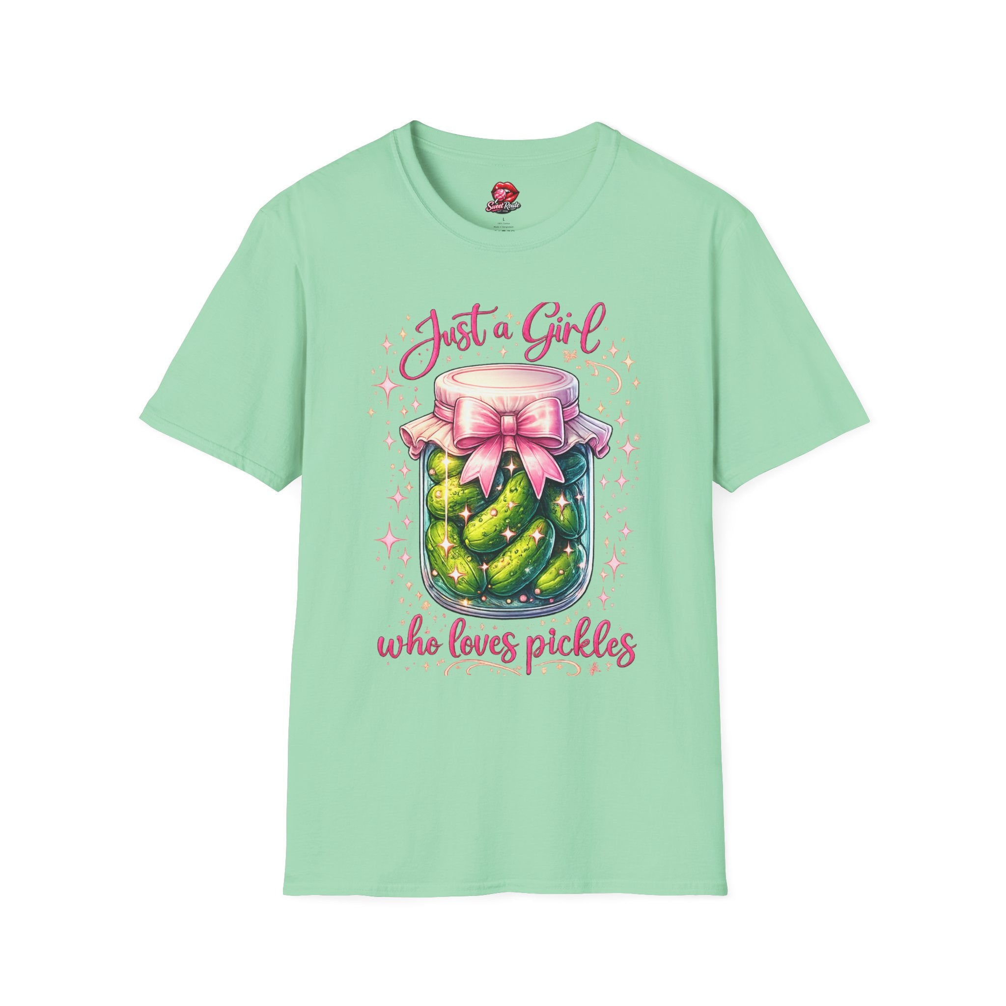 Just a Girl who loves pickles T-Shirt