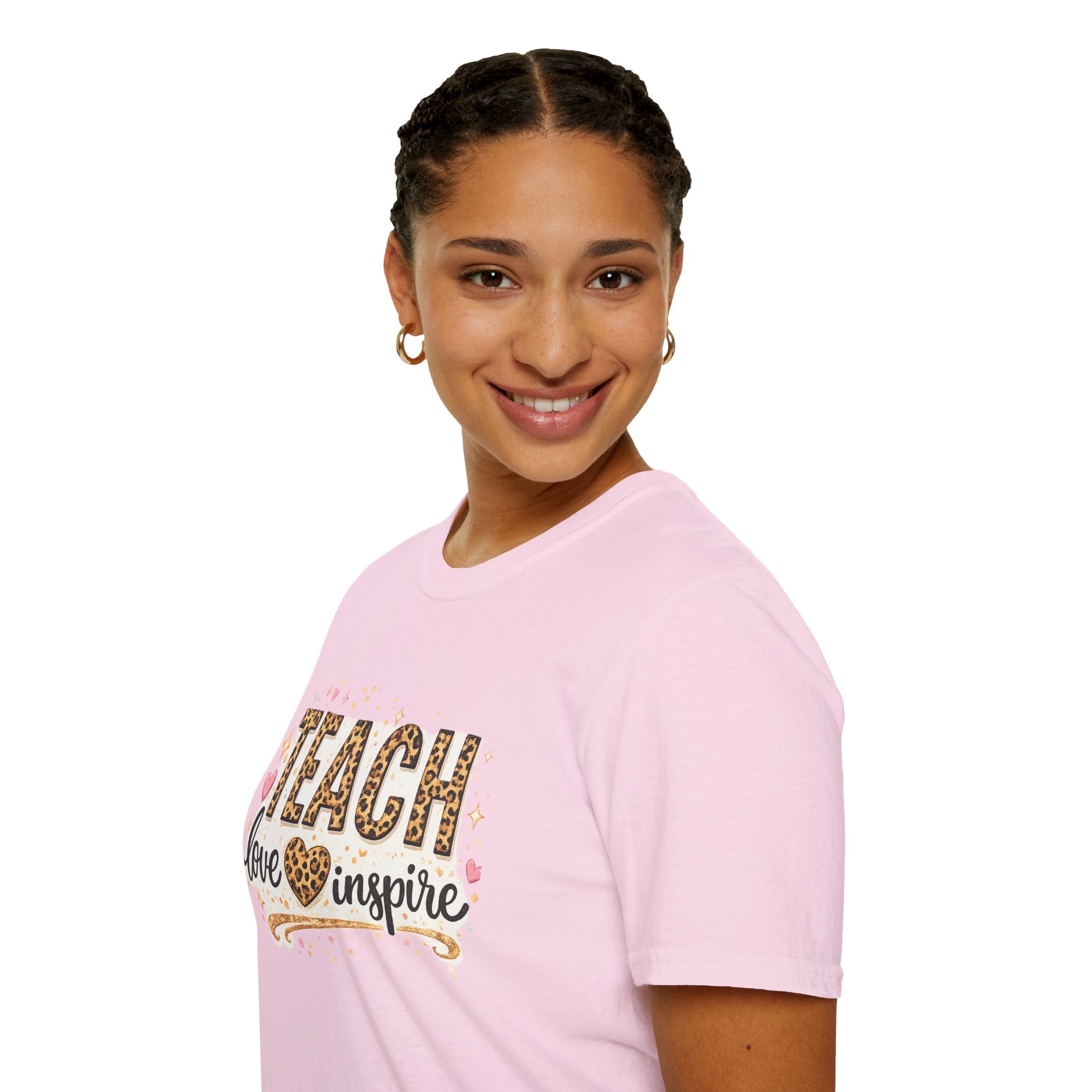 Teach Love Inspire Leopard Heart Teacher T-Shirt | Inspirational Teacher Appreciation Gift | Cute Back to School Graphic Tee