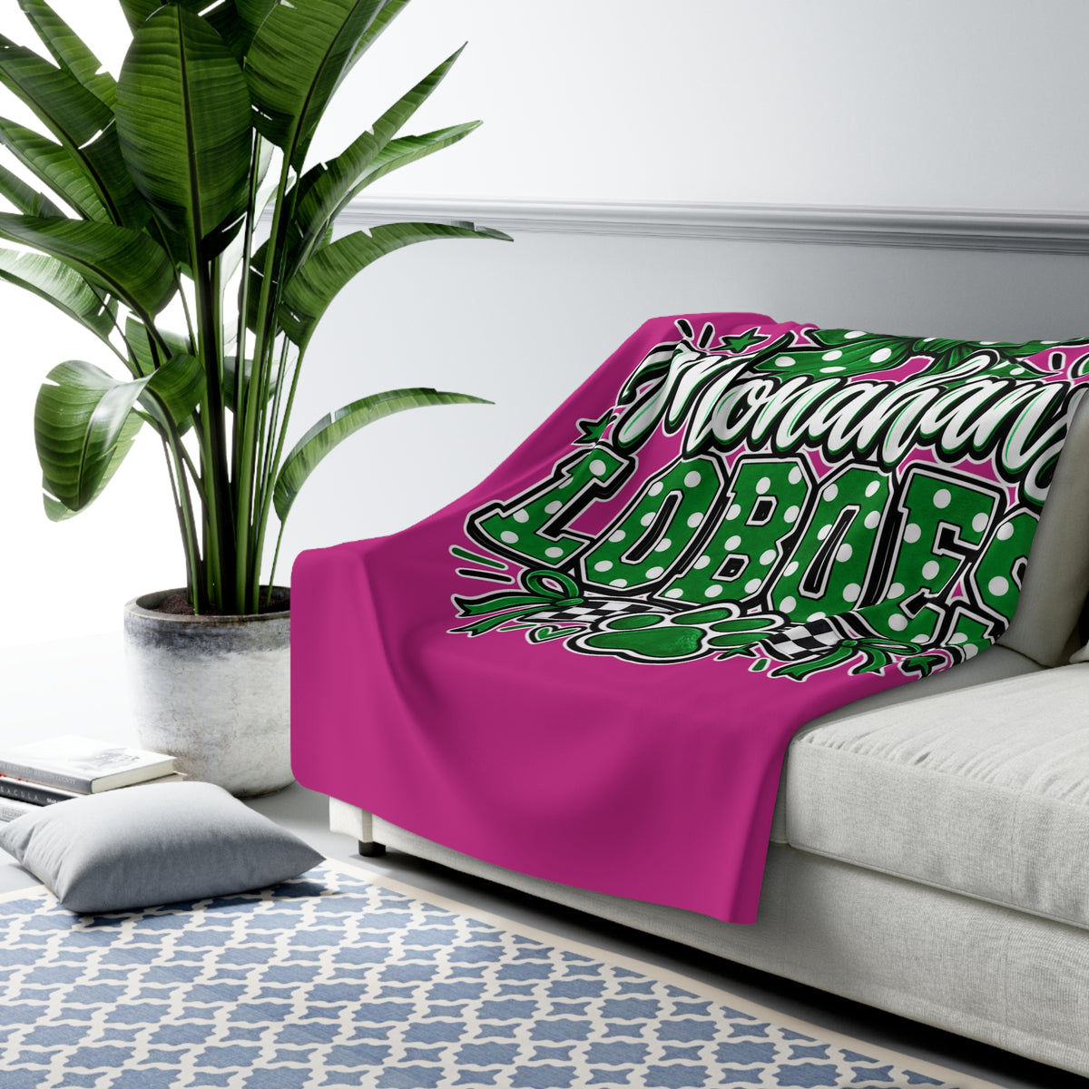 Monahans Loboes Sherpa Blanket — Pink & Green School Spirit Throw