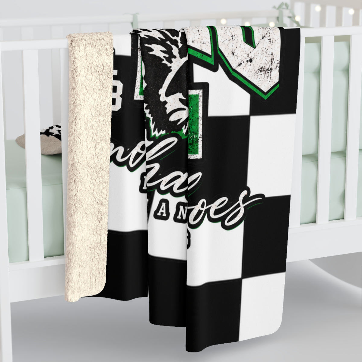 Monahans Loboes Sherpa Fleece Blanket