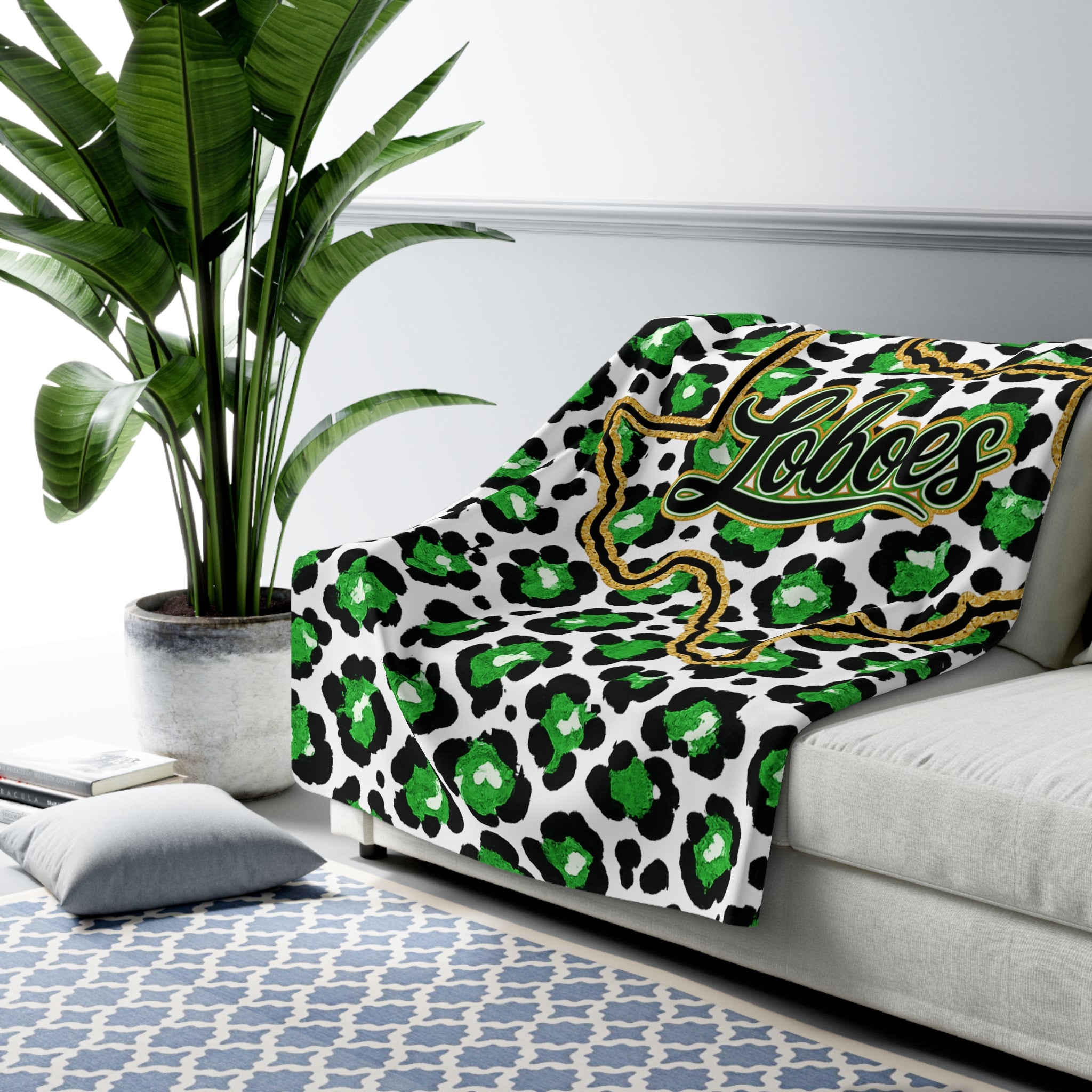 Loboes Texas Sherpa Fleece Blanket — Green Leopard Print Cozy Throw