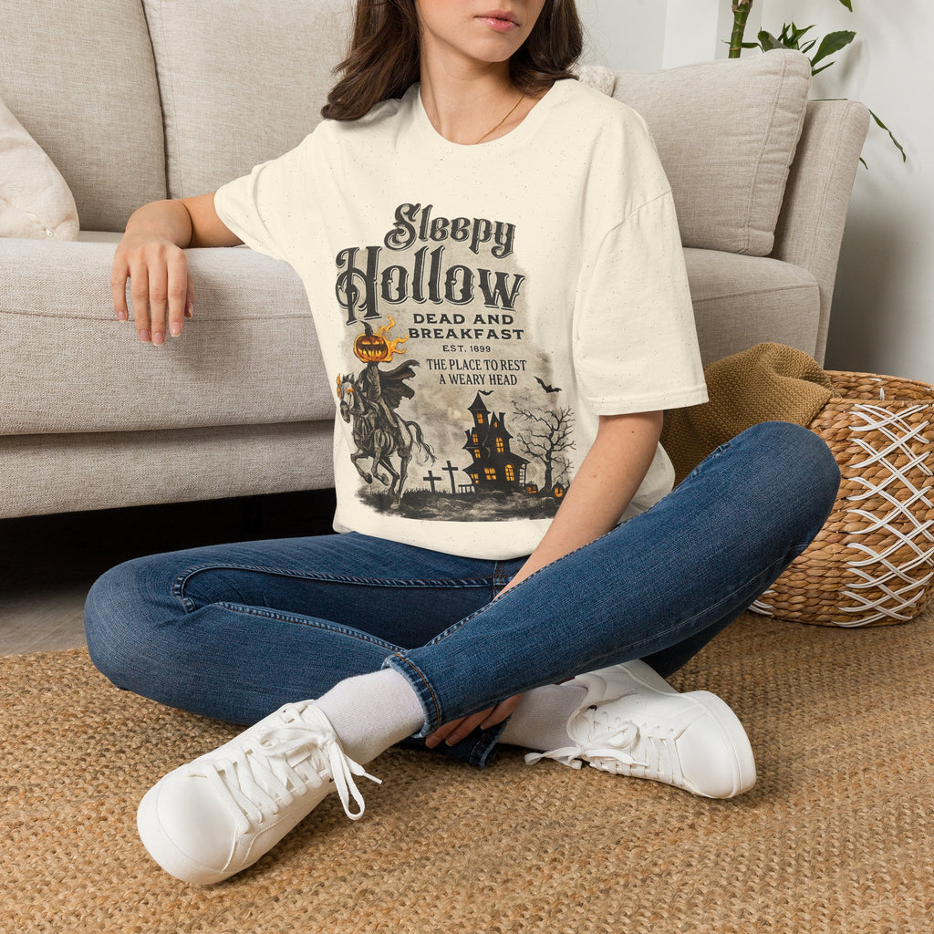 Sleepy Hollow Dead and Breakfast T-Shirt | Vintage Halloween Shirt | Haunted Inn Graphic Tee | Spooky Fall Shirt | Gothic Halloween Gift