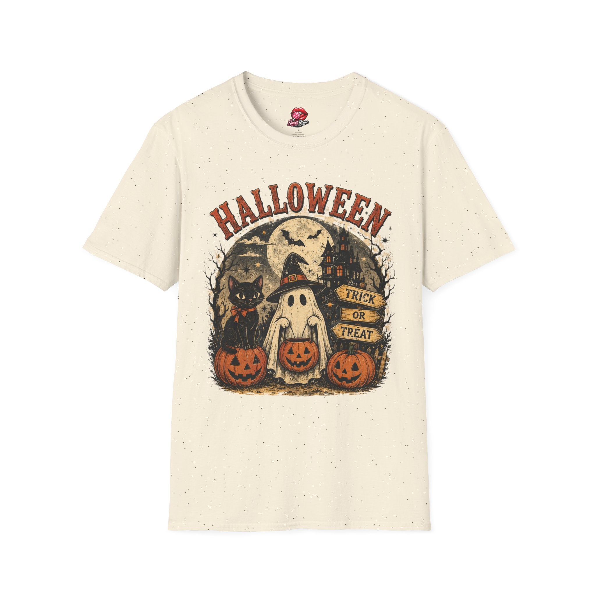 Vintage Haunted House Halloween Graphic Tee | Ghost & Pumpkin Retro Fall Tee