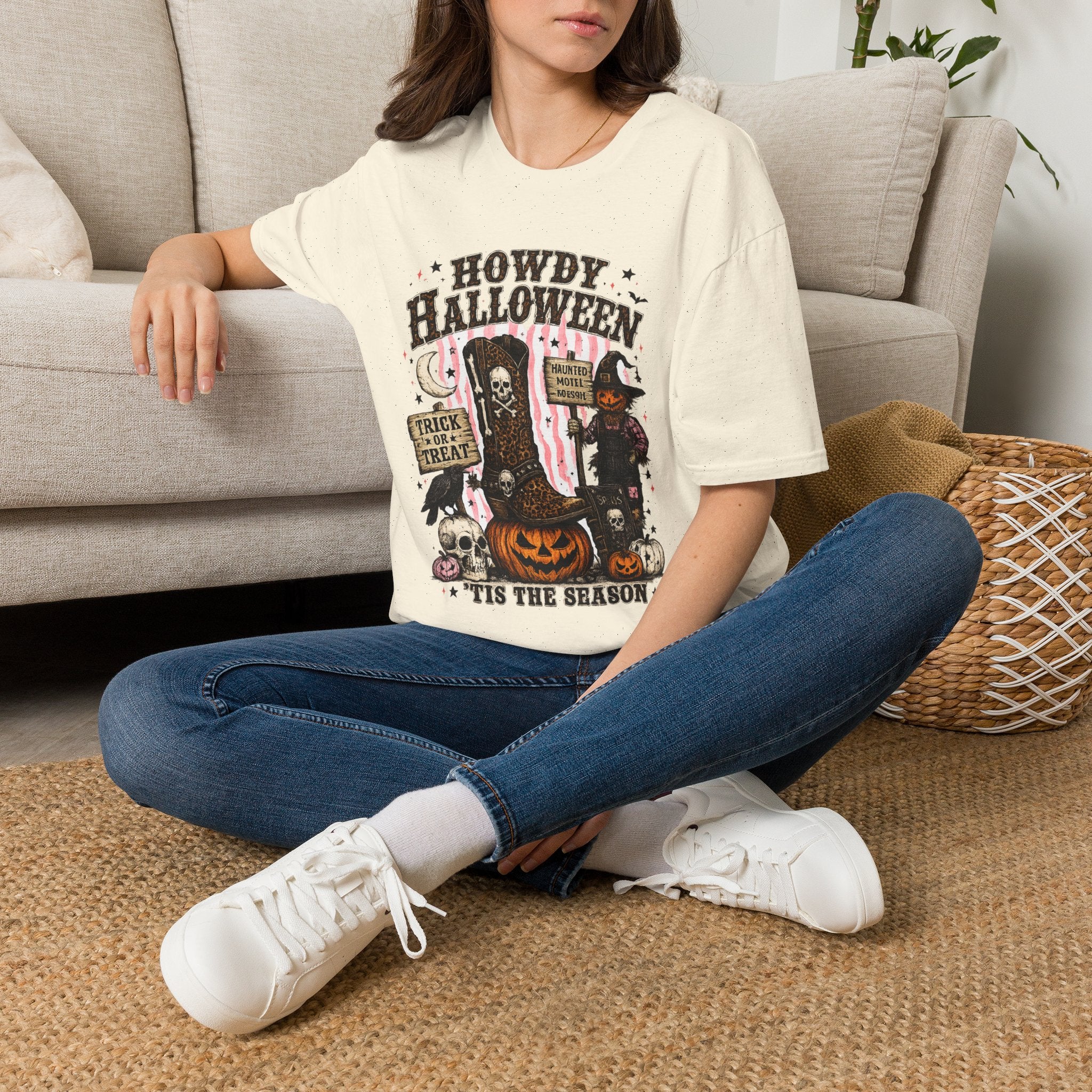 Howdy Halloween Cowboy Skeleton Graphic T-Shirt | Western Halloween Retro Unisex Tee