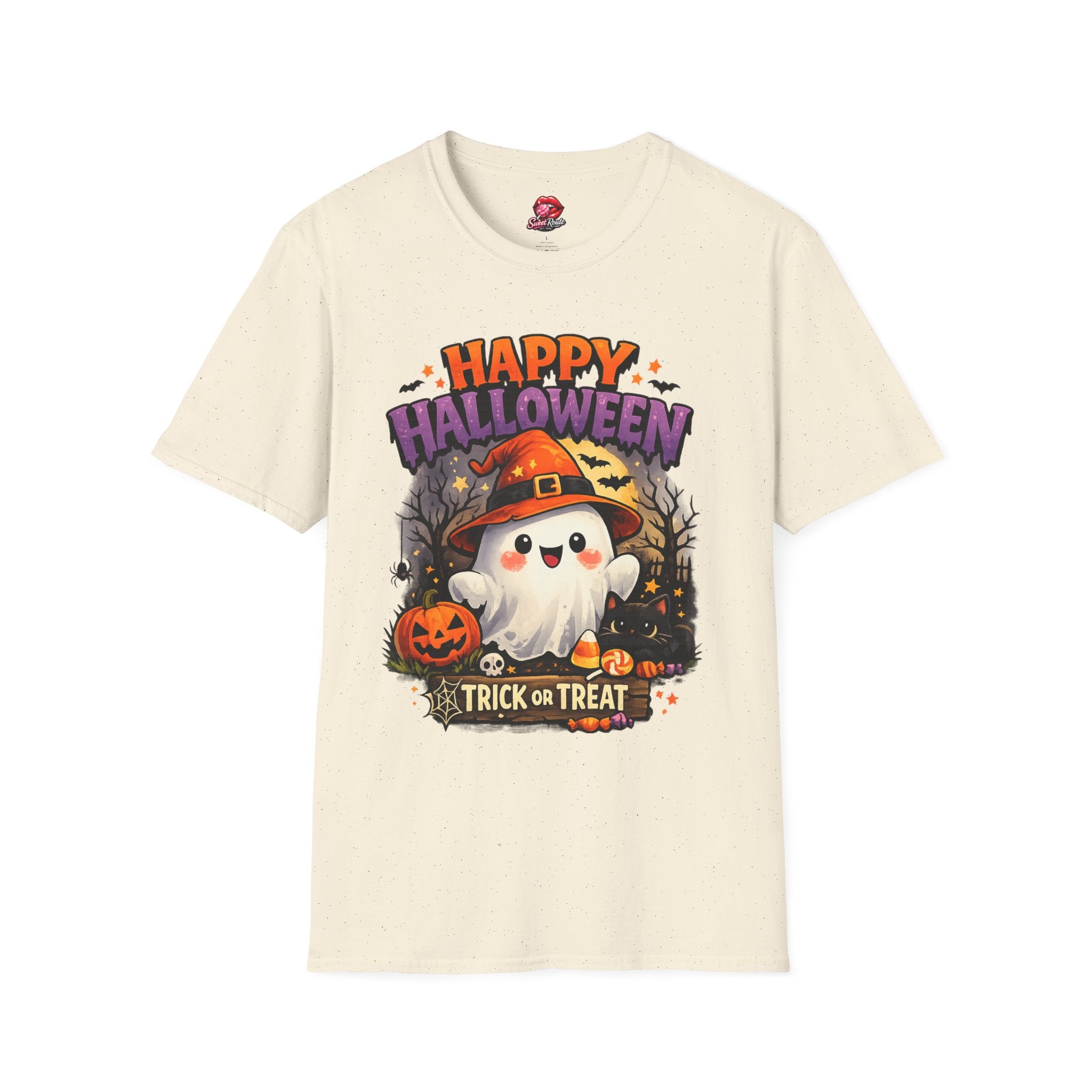 Happy Halloween Ghost Graphic T-Shirt | Cute Trick or Treat Retro Halloween Tee