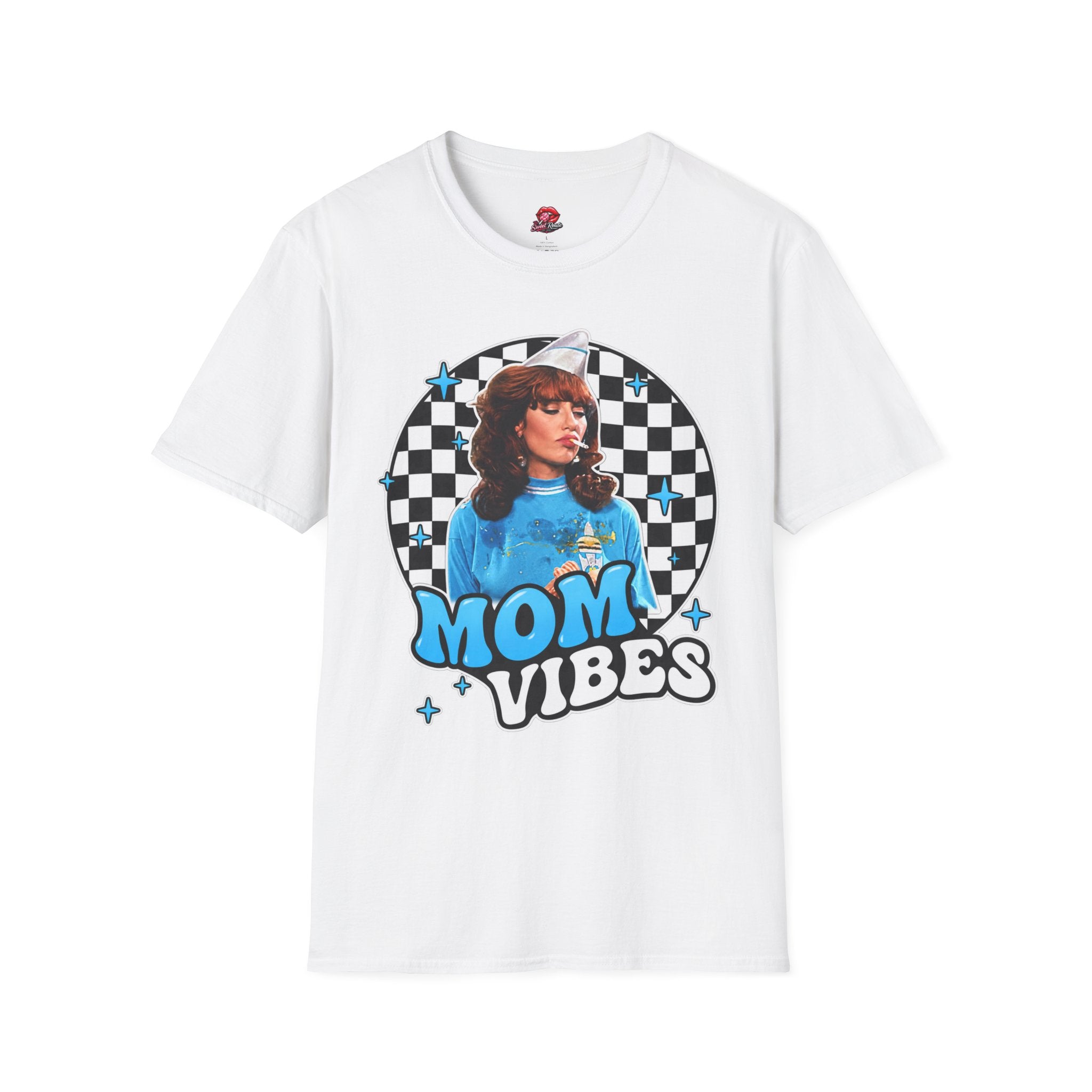 Mom Vibes Peggy T-Shirt