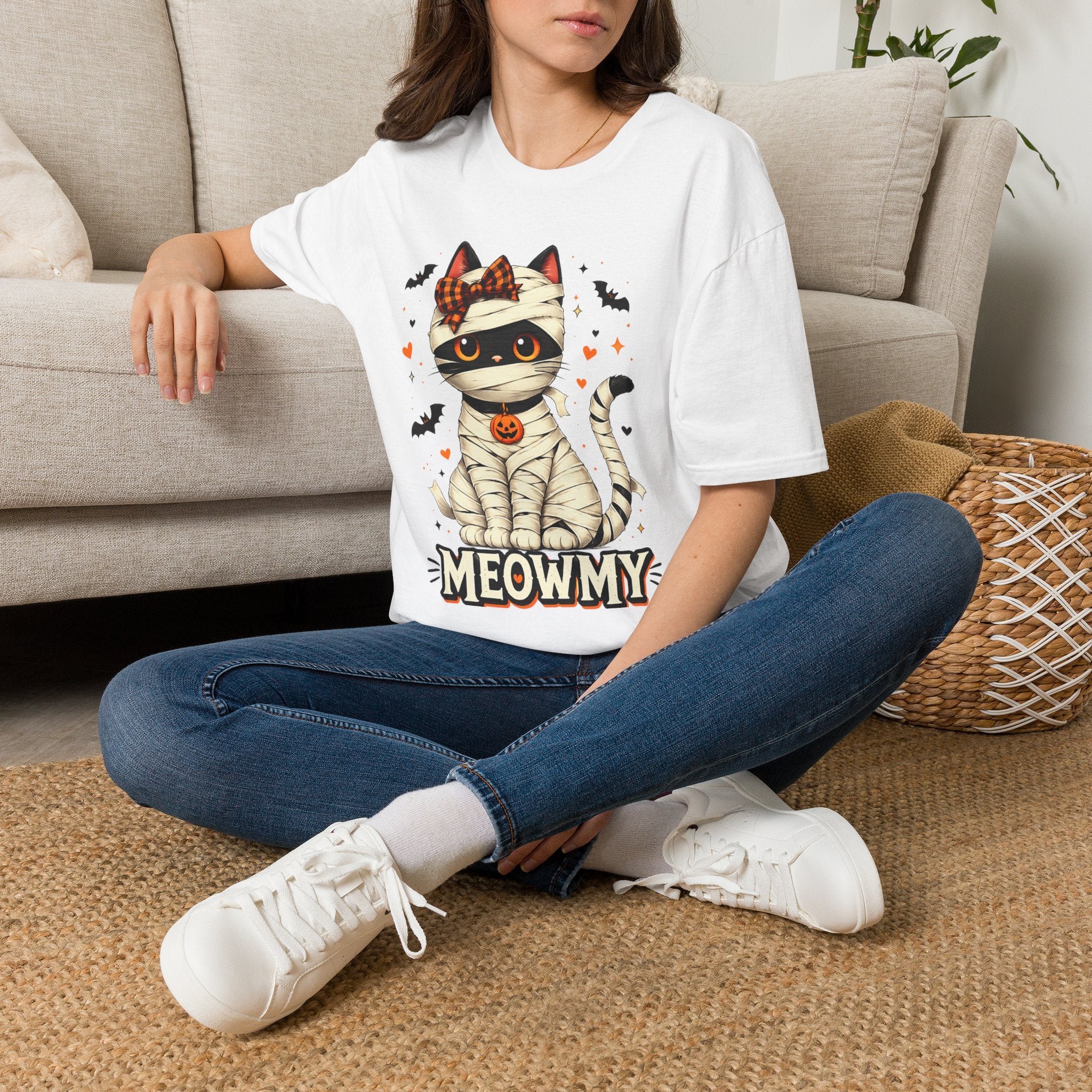 Mummy Cat Meowmy Halloween T-Shirt | Cute  Black Cat Ghost Graphic Tee | Funny Cat Mom Halloween Shirt | Spooky Fall Cat Lover Gift