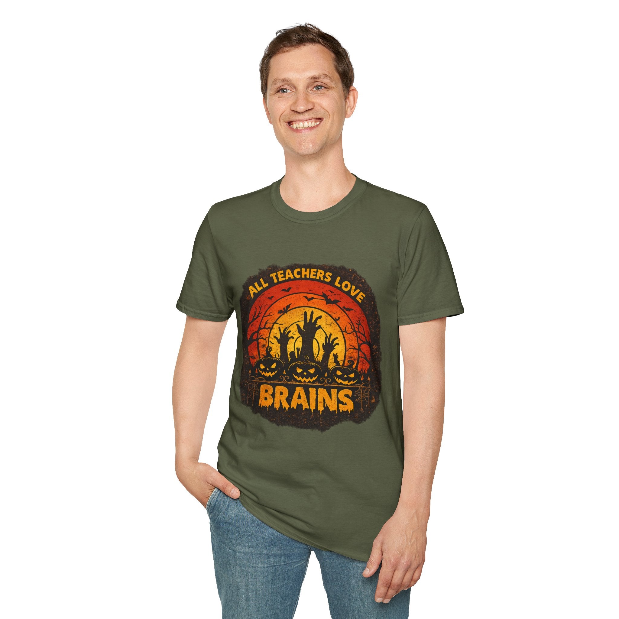 All Teachers Love Brains Halloween Teacher Shirt | Funny Vintage Teacher Halloween T-Shirt | Retro Fall Teacher Gift | Spooky Season Tee